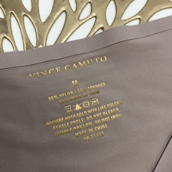 Vince Camuto Pantie 2 Piece Bundle Size Medium - Picture 6 of 10